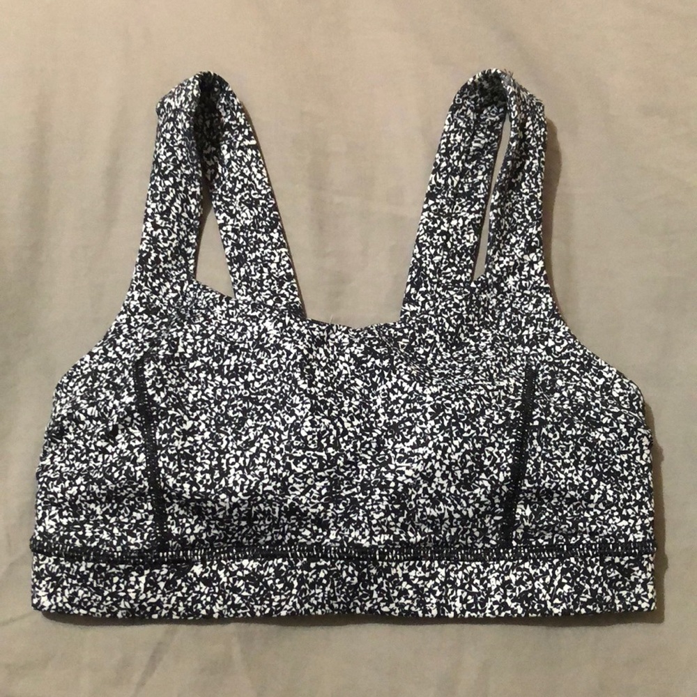 Lulu lemon sports bra